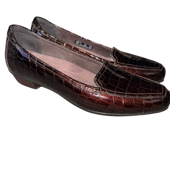 Clark Slip On loafers NIB Brown Size 8.5N - Picture 3 of 6